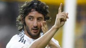 El jugador del Real Madrid, Esteban Granero, cree que "la gente tiene derecho a esperar buen fútbol" y que el conjunto gane "todos los partidos" debido a los "grandísimos jugadores" con los que cuenta el equipo de cara a la próxima temporada, en la que será "uno más" en la plantilla.