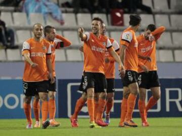 Celebración del primer gol del Málaga, de Camacho. 0-1.
