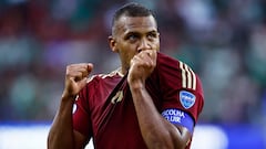 Rondón acecha la historia en la Copa América