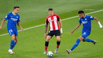 Capa ante el Sevilla con el vendaje.