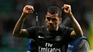 Dani Alves sobre la MCN: "El fútbol va más allá de un tridente"