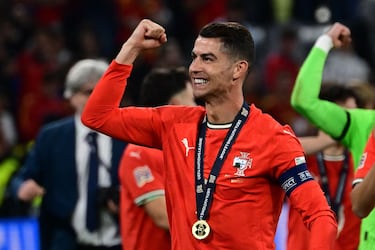 Los futbolistas que se sometieron a tratamientos estéticos para mejorar su imagen: ¿Los reconoces?