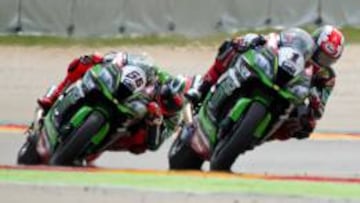 Rea y Sykes, pilotos de Superbikes, en el circuito de MotorLand Aragón