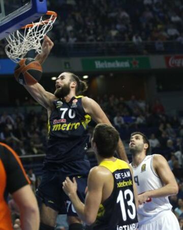 Luigi Datome y Felipe Reyes.