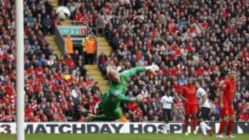 Reina podría cambiar de camiseta en enero.