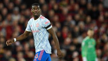 El jugador del Manchester United Paul Pogba durante un partido contra el Liverpool.