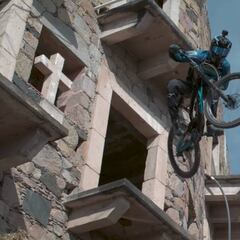 Downhill Taxco: frenético resumen del descenso urbano en MTB