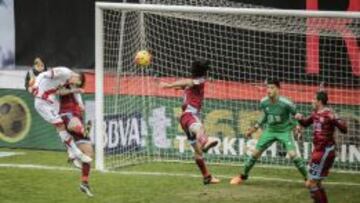 Llorente marcó, de cabeza, su primer gol en la máxima categoría.