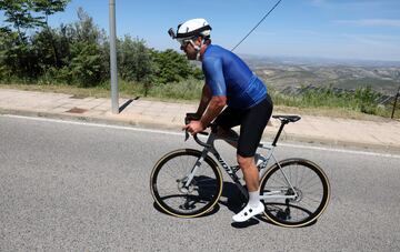 No es un día específico para un escalador puro, por lo que una fuga tiene alta probabilidad, desgrana el valenciano asentado en Úbeda, localidad desde partirá esta octava etapa de un total de 159 km con presumibles altas temperaturas y otro puerto, previo a esta última subida.