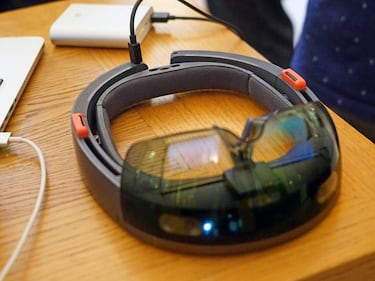 Las Hololens 2 podrían ser más fáciles de llevar según una patente
