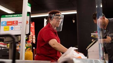 ¿Pueden ir dos personas a comprar en la fase 0 de la desescalada?