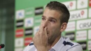 Adrián, entre lágrimas: "Espero que sea un hasta luego"