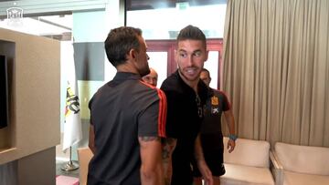 El encuentro del morbo y dio mucho juego: Luis Enrique vacilando a Ramos