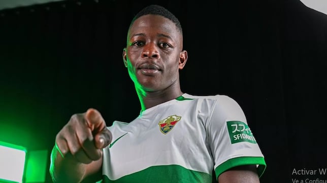 El Elche hace oficial la renovación de Bakary Traore hasta 2026