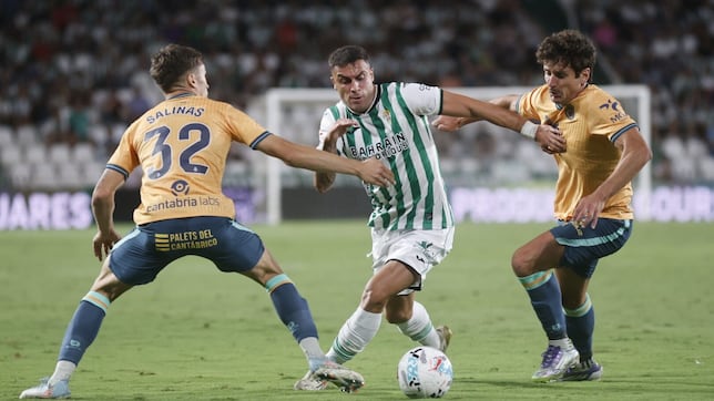 Racing - Córdoba: TV, horario y cómo ver LaLiga Hypermotion online