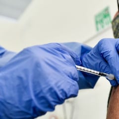 Sólo el 0,0009% de quienes recibieron la vacuna murieron y la mayoría, por patologías previas