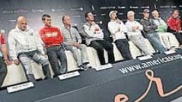 <b>LOS PATRONES. </b>Los patrones de los doce barcos comparecieron juntos en rueda de prensa ayer.