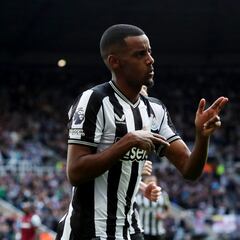 Isak acaba con los rumores