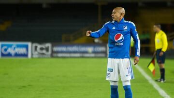 Estrada: "Es difícil pedirle tranquilidad a los hinchas"