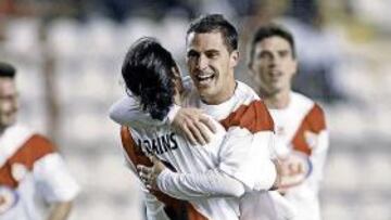 <b>CONTUNDENTE.</b> El rayo fue muy superior a su rival.