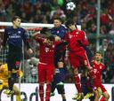 El Arsenal roza el milagro ante el Bayern en el Allianz