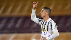 Cristiano Ronaldo poised for Manchester return