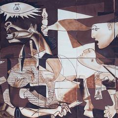 Un 'Guernica' de chocolate para reivindicar la paz y la libertad