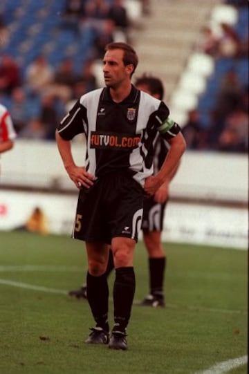 Jesús Emilio Díez Mier 'Txutxi' played for Athletic Club, Lleida, Hércules and Badajoz. Like Stankovic, he was jailed in 2015 after being implicated in the 'Operation Cyclone' investigations.