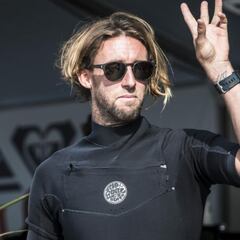 Un error desvela que un surfista donante de esperma tiene 48 hijos repartidos por Australia