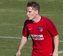 Gameiro ya trabaja con el grupo y hubo partido con el filial