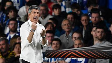 Real Sociedad's Spanish coach Imanol Alguacil reacts during the UEFA Europa League last 16 second leg football match between Real Sociedad and AS Roma at the Reale Arena stadium in San Sebastian on March 16, 2023. (Photo by ANDER GILLENEA / AFP)