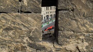 Ferrari's German driver Sebastian Vettel steers his car during the Formula One Azerbaijan Grand Prix at the Baku City Circuit in Baku on April 29, 2018. / AFP PHOTO / Kirill KUDRYAVTSEV