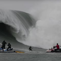 El año empieza con olas gigantes ofreciendo un macroespectáculo