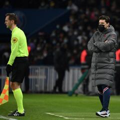 PSG fans stage Pochettino protest ahead of Real Madrid tie