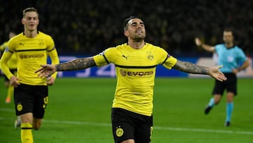 Alcácer marcó el segundo del Dortmund.