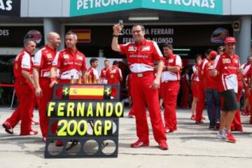 Marzo de 2013. Alonso celebra su GP número 200 en Sepang.