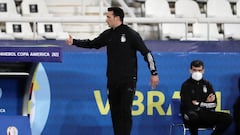 Scaloni esconde el equipo