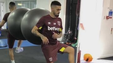 El mediapunta del West Ham sufri&oacute; una grave lesi&oacute;n el pasado verano que lo apart&oacute; del Mundial de Rusia pero ya trabaja para volver a su mejor nivel.