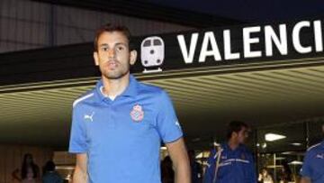 <b>DE VUELTA. </b>Sonó este verano como refuerzo en Orriols, pero finalmente vestirá de perico cuatro años. Stuani regresa al Ciutat en el bando enemigo aunque seguro que la gente le recibe con mucho cariño.