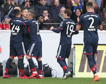 El colombiano anotó un golazo en el triunfo del Bayern 2-0 ante el Mainz