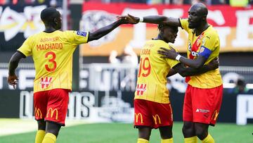 Deiver Machado, lateral izquierdo del Lens de Francia, será el único colombiano que enfrente a Lionel Messi en el PSG en la Ligue 1. Será el 5 de diciembre