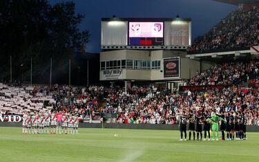 Minuto de silencio en memoria de la madre de Correa.