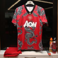 Man. United unveil new Chinese New Year Dragon shirt