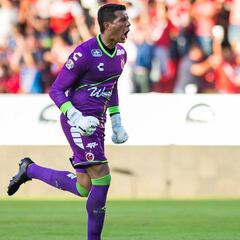 Veracruz sobrevive polémico final para vencer a Xolos en Liga MX