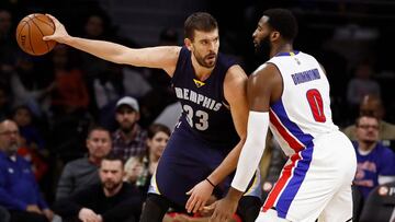 Marc Gasol, un quebradero de cabeza para Andre Drummond, jugó en Detroit un partido casi perfecto.