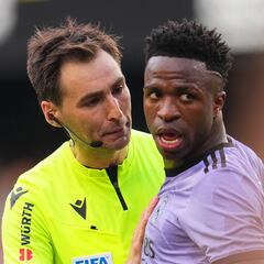 Vinicius, muy duro: “No es fútbol, es LaLiga”