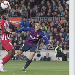 El Atlético tuvo brotes verdes en su derrota contra el Barcelona