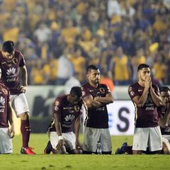 América se queda con las manos vacías en su Centenario