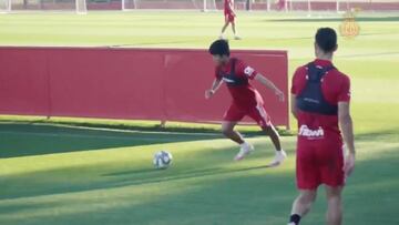 Takefusa Kubo treats team mates to tasty 'rabona' finish in training