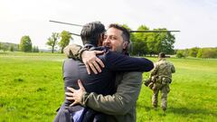 British Prime Minister Rishi Sunak hugs Ukrainian President Volodymyr Zelenskiy in Aylesbury, Britain, May 15, 2023. Rishi Sunak via Twitter/Handout via REUTERS    THIS IMAGE HAS BEEN SUPPLIED BY A THIRD PARTY  NO RESALES. NO ARCHIVES MANDATORY CREDIT      TPX IMAGES OF THE DAY